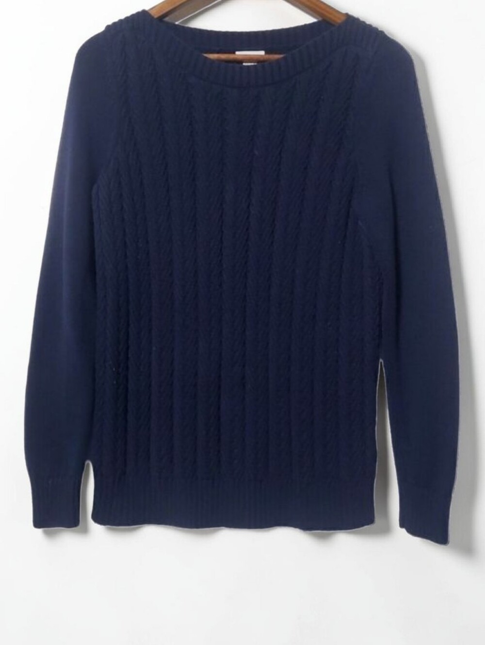 LL Bean Womens Cable Knit Sweater Navy Blue Size M Boatneck Long Sleeve Outdoor